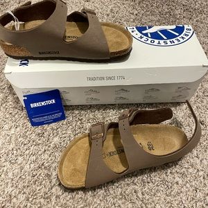 NIB Birkenstock Kids Sandal size 12